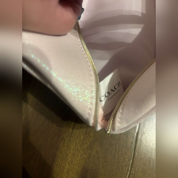Light pink glitery Coach bag - Picture 16 of 16
